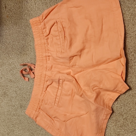 Gap Shorts Womens Size XS Pull On Ultra Light Creamy Coral Pink - Picture 6 of 9